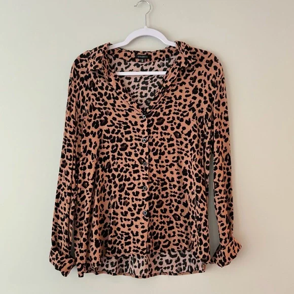 LEOPARD PRINT BLOUSE - Picture 2 of 4